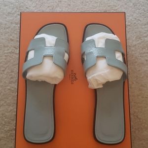 HERMES Oran Sky Bleu Sandals